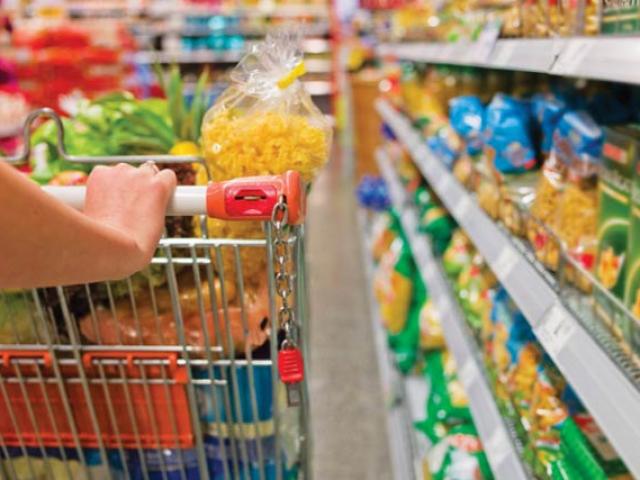 Thị trường - Tiêu dùng - Nhà bán lẻ Việt ‘bán mình’ là khôn ngoan?