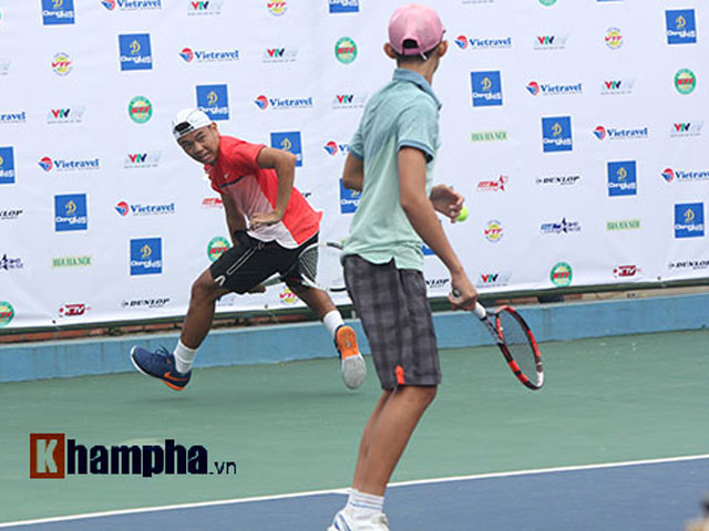 Thể thao - Tung cả tuyệt chiêu, Hoàng Nam vẫn thua ngày ra quân