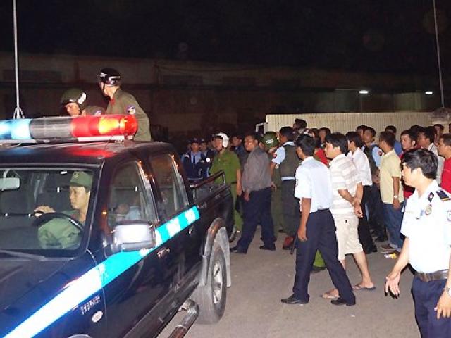 Tài chính - Bất động sản - Dọa có quan hệ với ông nọ bà kia... để chây ì nợ ngân hàng