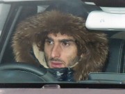 Bóng đá - MU: Fellaini lẩn trốn, Mourinho không dám đi xe riêng