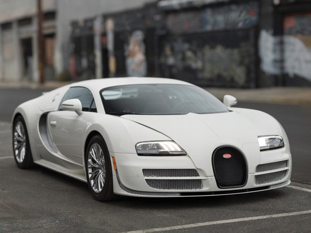 Siêu xe Bugatti Veyron coupe cuối cùng đang được rao bán