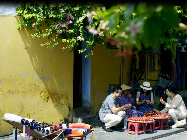Tin tức du lịch - Quà Tết năm nay: Sao cứ là vật chất mà không là một chuyến đi?