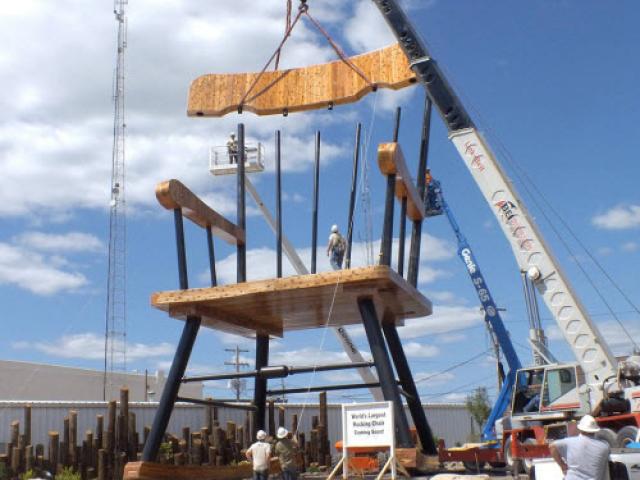 Thị trấn lập nhiều kỷ lục Guinness nhất thế giới