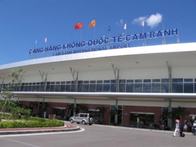 Không hạ cánh được ở Cam Ranh, máy bay quay về Tân Sơn Nhất