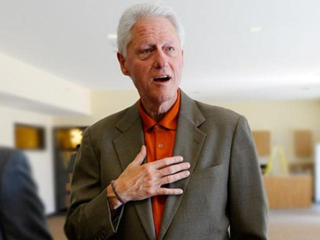 Thế giới - Cựu Tổng thống Mỹ Bill Clinton gầy gò đáng sợ?