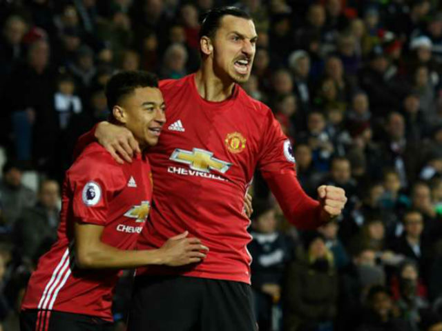 Bóng đá - MU: Ibrahimovic ghi bàn 100, Mourinho ví như siêu nhân