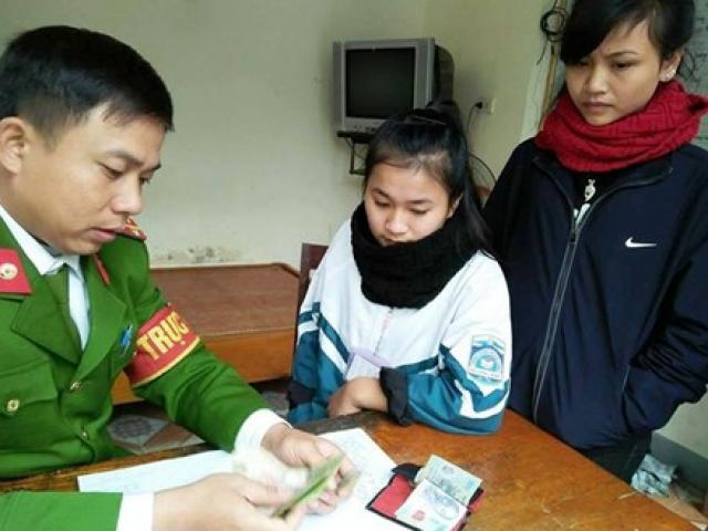 Giáo dục - du học - Học sinh nhặt được ví tiền đem đến công an nhờ tìm chủ nhân
