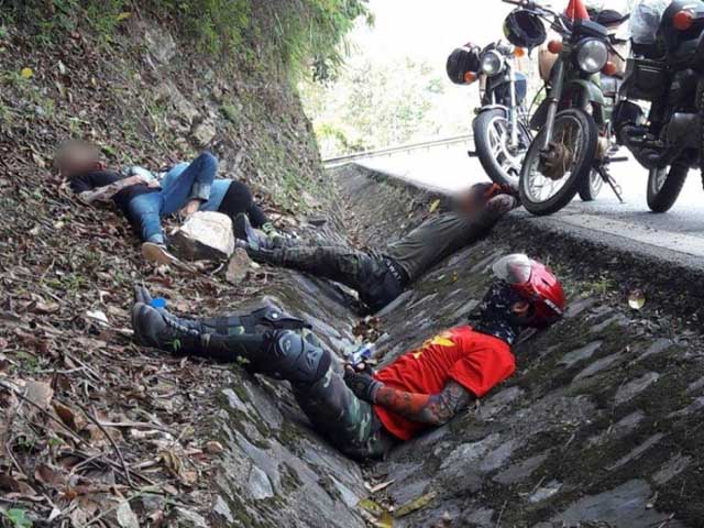 Bạn trẻ - Cuộc sống - Tranh cãi nảy lửa về du lịch phượt gây xôn xao MXH