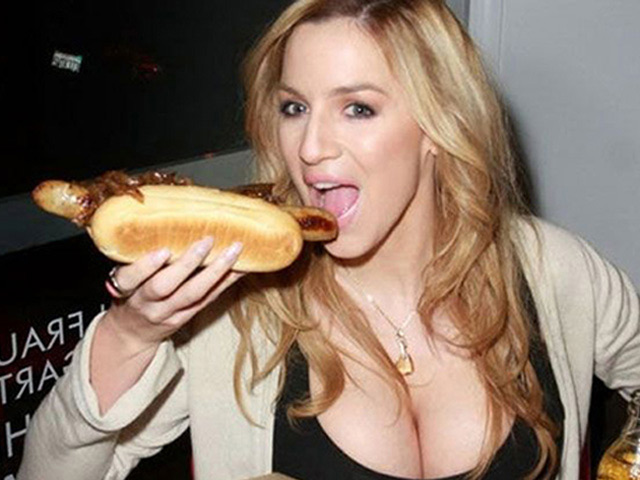 Tranh vui - "Cười ra nước mắt" với khoảnh khắc hài hước khó đỡ