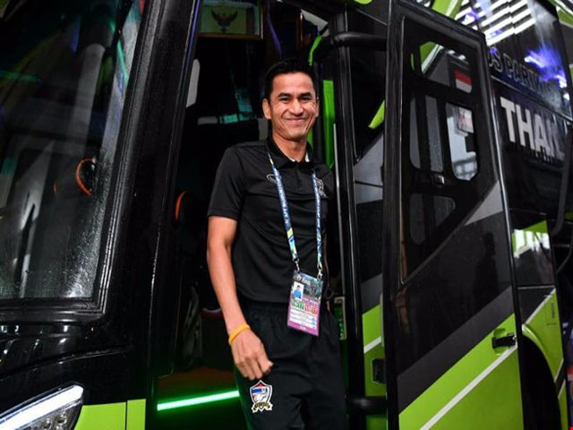 Bóng đá - HLV Kiatisak 'bầm dập' bao lâu mới thành danh?