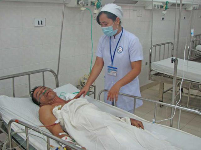 Pháp luật - Đâm tài xế taxi 10 nhát để cướp nhưng bất thành