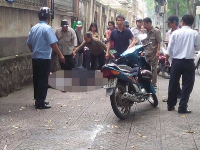 Tin tức trong ngày - Đâm bạn gái rồi tự sát giữa trung tâm TP HCM