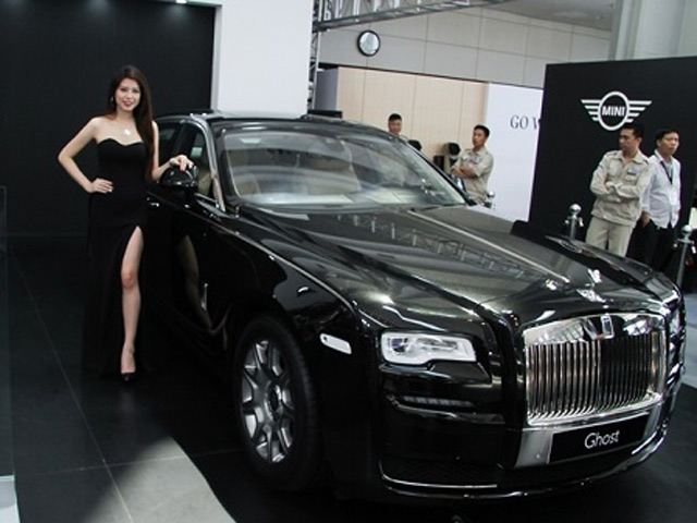 Tư vấn - 10 mẫu xe tăng giá kỷ lục khi áp dụng cách tính thuế mới