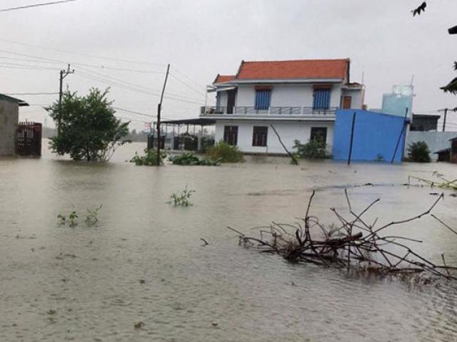 Tin tức trong ngày - Bão Nock-ten hướng vào Biển Đông, Trung Bộ lại hứng lũ