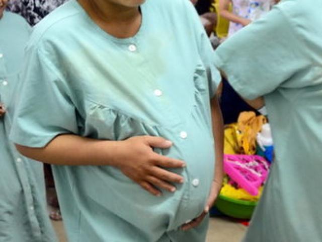 30 phụ nữ mang thai hộ đã sinh con