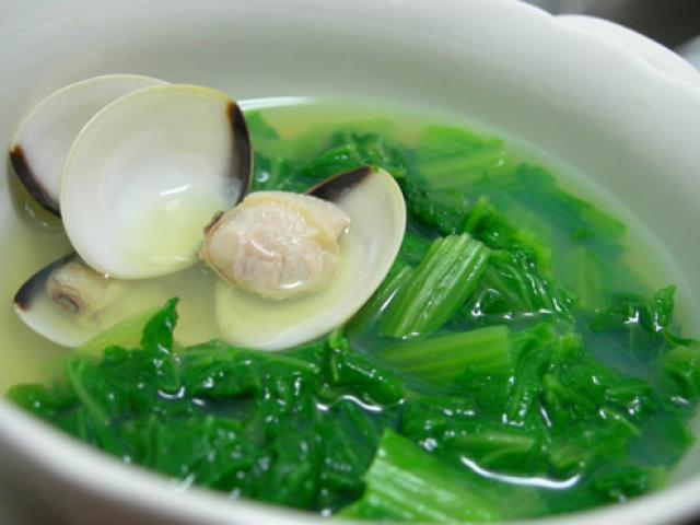 Sức khỏe đời sống - Người có dấu hiệu sau đây nên hạn chế ăn rau cải