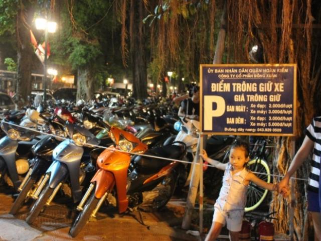 Tin tức trong ngày - Những điểm gửi xe chơi Noel không lo "chặt chém" ở HN