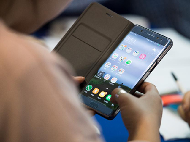 Dế sắp ra lò - Samsung Galaxy S8 khiến đối thủ "đau đầu" khi dùng RAM 8GB