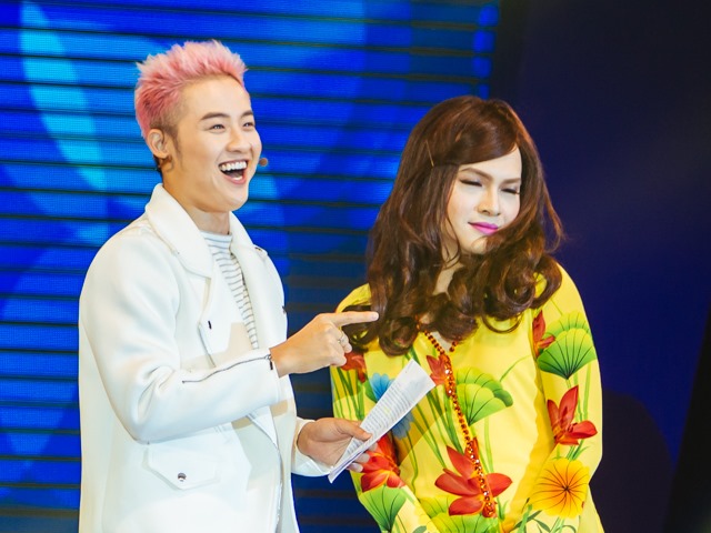 Ca nhạc - MTV - Nam Cường giả gái bị Thanh Duy "sàm sỡ"