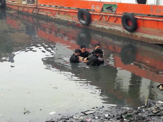 Tin tức trong ngày - Tìm điện thoại dưới kênh đen, nam thanh niên chết đuối