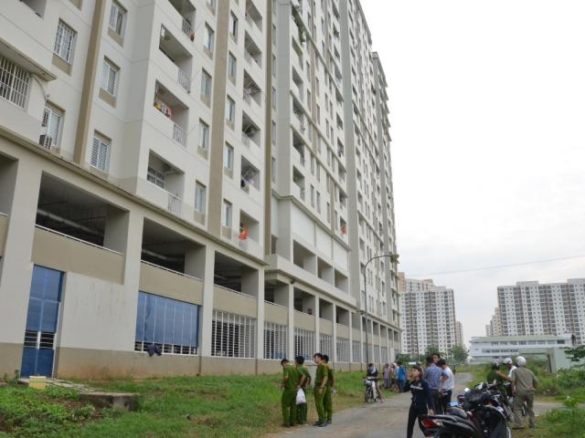Tin tức trong ngày - Hai cha con chết bí ẩn dưới chân chung cư ở Sài Gòn