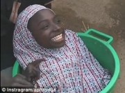 Phi thường - kỳ quặc - Cô gái Nigeria không tay chân sống trong chậu qua đời