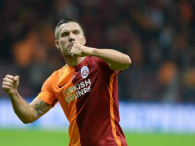 Bóng đá - Tin bóng đá HOT tối 30/12: Podolski sắp tới Trung Quốc