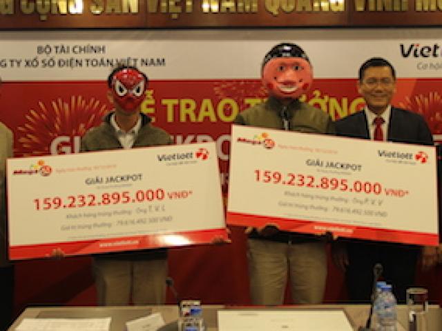 Tin tức trong ngày - Tin nóng: Một trong 2 chủ nhân giải xổ số 159 tỉ là người miền Bắc