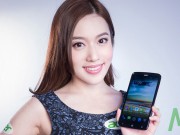 Thời trang Hi-tech - Những bóng hồng đẹp hút hồn bên smartphone