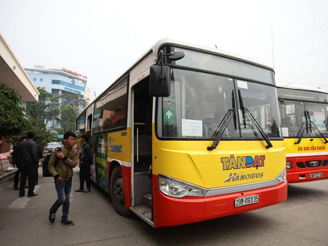 Tin tức trong ngày - HN: Hành khách bức xúc vì bị nhà xe “bỏ rơi” ở bến Mỹ Đình