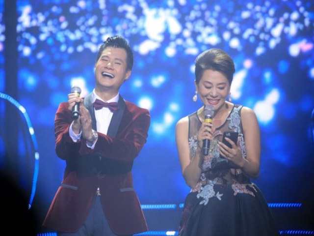 Ca nhạc - MTV - MC Kỳ Duyên "dê" Quang Dũng bằng thơ trên sân khấu