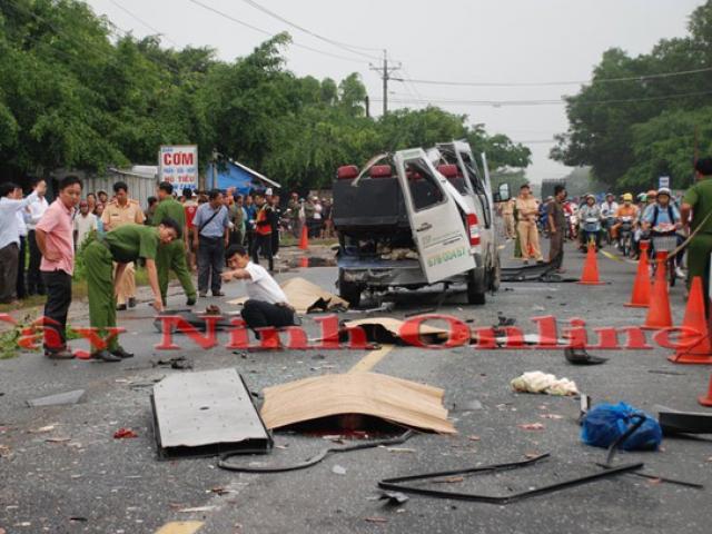 Tin tức trong ngày - Tai nạn 6 người chết ở Tây Ninh: Xe gây tai họa “chạy ngoài luồng”