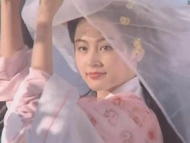 Phim - Chuyện tình "chú cháu" của nàng "Điêu Thuyền" và đạo diễn hơn 16 tuổi