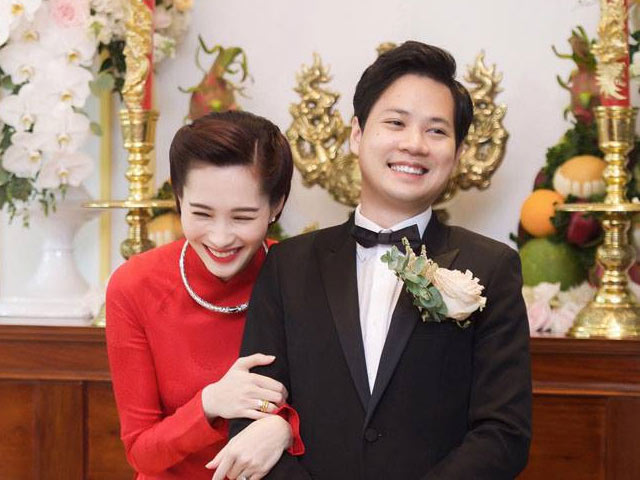 Người mẫu - Hoa hậu - Hoa hậu Thu Thảo được đoàn xế sang "rước về dinh"