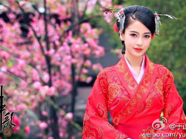 Bí quyết làm đẹp - Ngây người xem "mỹ nhân cổ Trung Quốc" điểm họa dung nhan