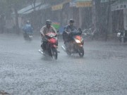 Tin tức trong ngày - Áp thấp nhiệt đới tăng cấp, Thanh Hóa-Quảng Ngãi đang mưa trắng trời