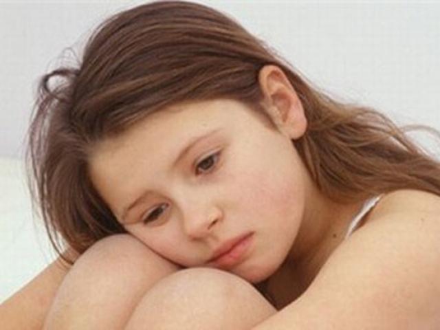 Giáo dục - du học - Con gái bối rối vì đau ngực, mọc lông ở vùng kín: Cha mẹ nên làm gì?