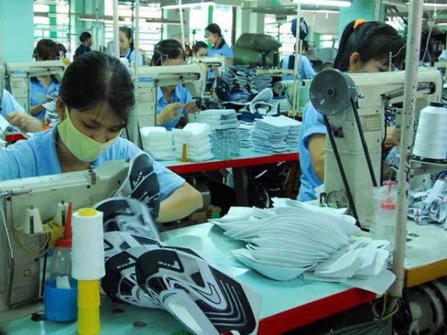 Tài chính - Bất động sản - Bỏ giấy phép con, đừng để ‘trên cởi dưới nghẽn’