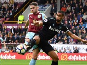 Bóng đá - Burnley - West Ham: Thẻ đỏ tai hại, vỡ òa phút 85 (vòng 8 ngoại hạng Anh)