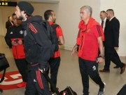 Bóng đá - MU đấu Benfica: Đại quân đến Bồ Đào Nha, Mourinho lại… tử thủ