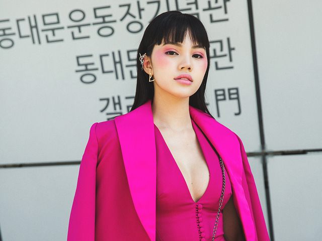 Người mẫu - Hoa hậu - "Tiểu thư hội con nhà giàu Việt" bơm ngực để đi Tuần lễ thời trang Seoul?