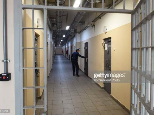 Pháp luật - Chiếc thìa “vô dụng” và vụ đào tẩu khỏi nhà tù bất khả xâm phạm