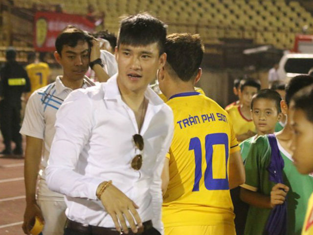 Bóng đá - "Ronaldo Việt Nam" đã “chốt” việc sang Nhật thi đấu?