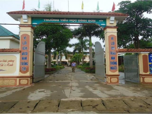 Tin tức trong ngày - Nghe tin con bị đánh, bố lao đến trường đánh hiệu trưởng rách miệng