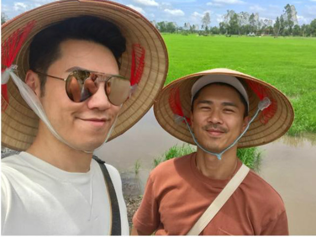 Giải trí - Tài tử TVB đón sinh nhật ở Việt Nam cùng người tình đồng giới