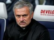 Bóng đá - Tin HOT bóng đá tối 24/10: “Mourinho nên cho cầu thủ MU ăn đấm”