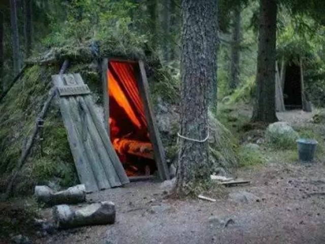 Du lịch - Khách sạn hầm mộ "độc và dị" đang gây sốt trên thế giới