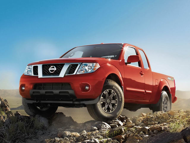 Tin tức ô tô - Bán tải Nissan Frontier 2018 có giá từ 453 triệu đồng