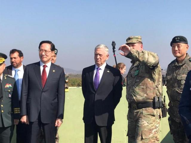 Thế giới - Bộ trưởng Quốc phòng Mỹ đến gần "lò lửa" Triều Tiên