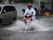 Tin tức trong ngày - Miền Bắc hanh khô, miền Nam hứng mưa to dịp cuối tuần